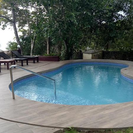 Padre Burgos Castle Resort Surigao Exteriör bild